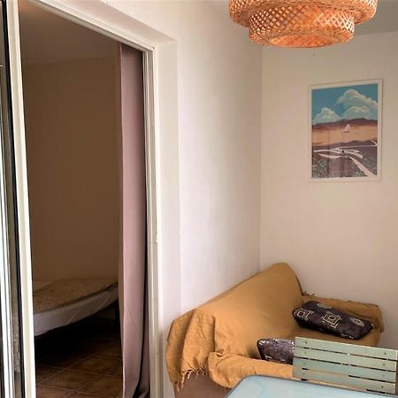 Grand Studio Lumineux - Saint Gilles Les Bains Apartamento Exterior foto